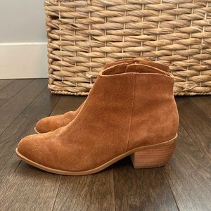 Suede Able boots